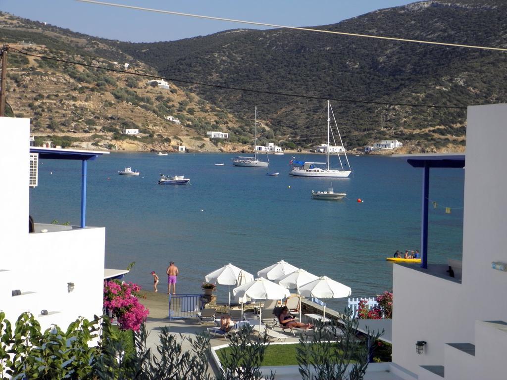 George'S Seaside Apartments Sifnos Vathi  Bagian luar foto